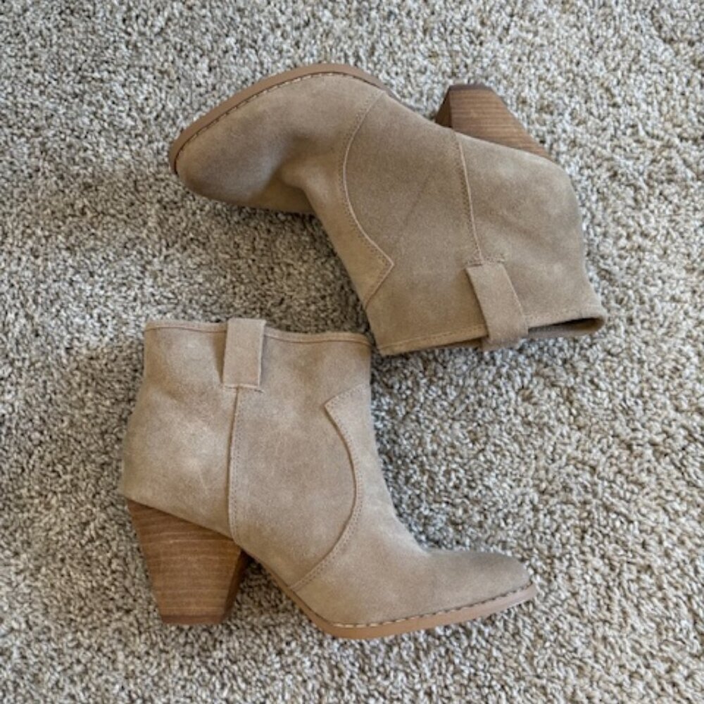 SPLENDID Eloise Bootie in Beige size 6